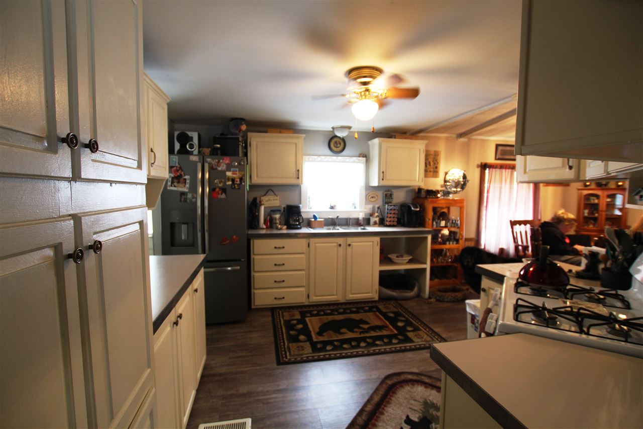 10 Beech Street Proctor, VT 05765 - Photo 3 of 26