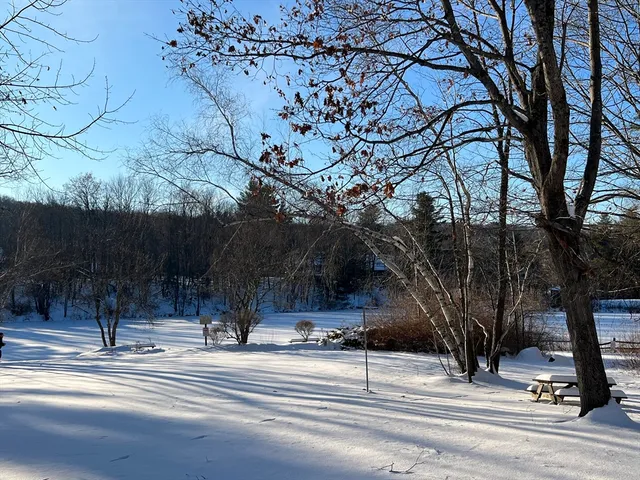 a view of a multi story building