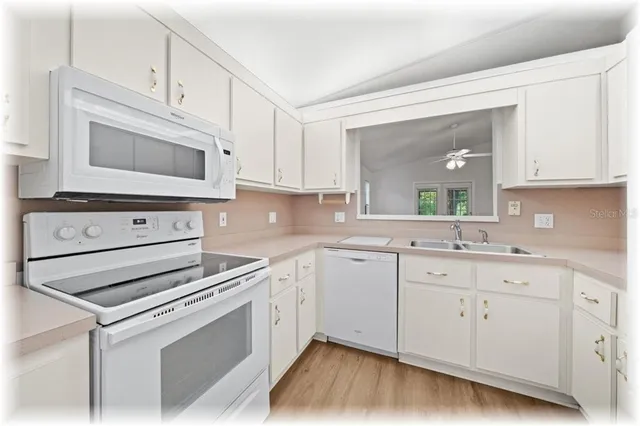 $194,900 | 3911 Northeast 22nd Lane, Ocala, FL 34470