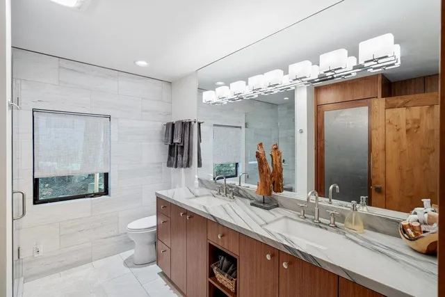 $3,750,000 | 700 Olympic Vly Road, Olympic Valley, CA 96146