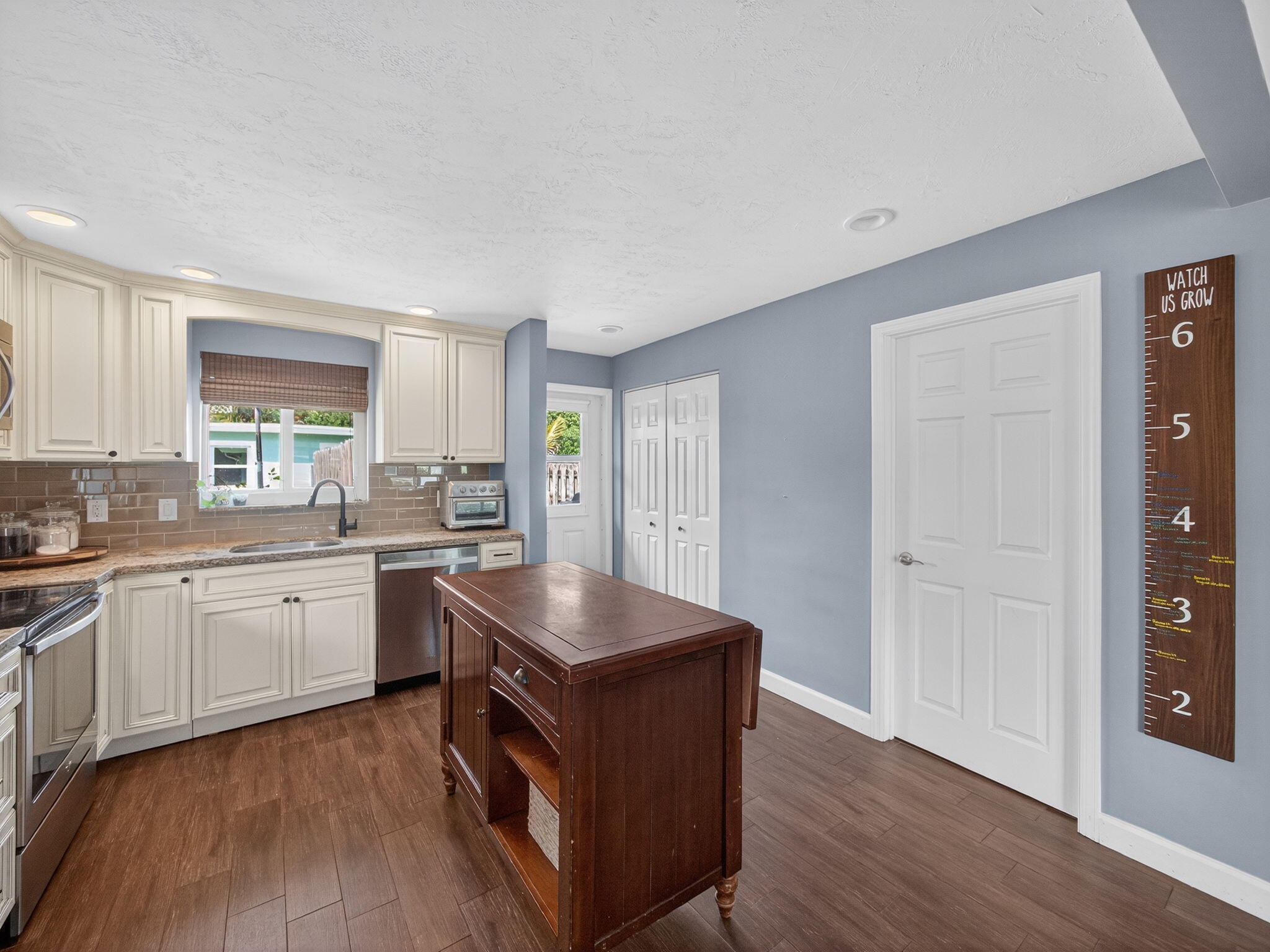 5199 Madison Road Delray Beach, FL 33484 - Photo 13 of 31 12-web-or-mls-006