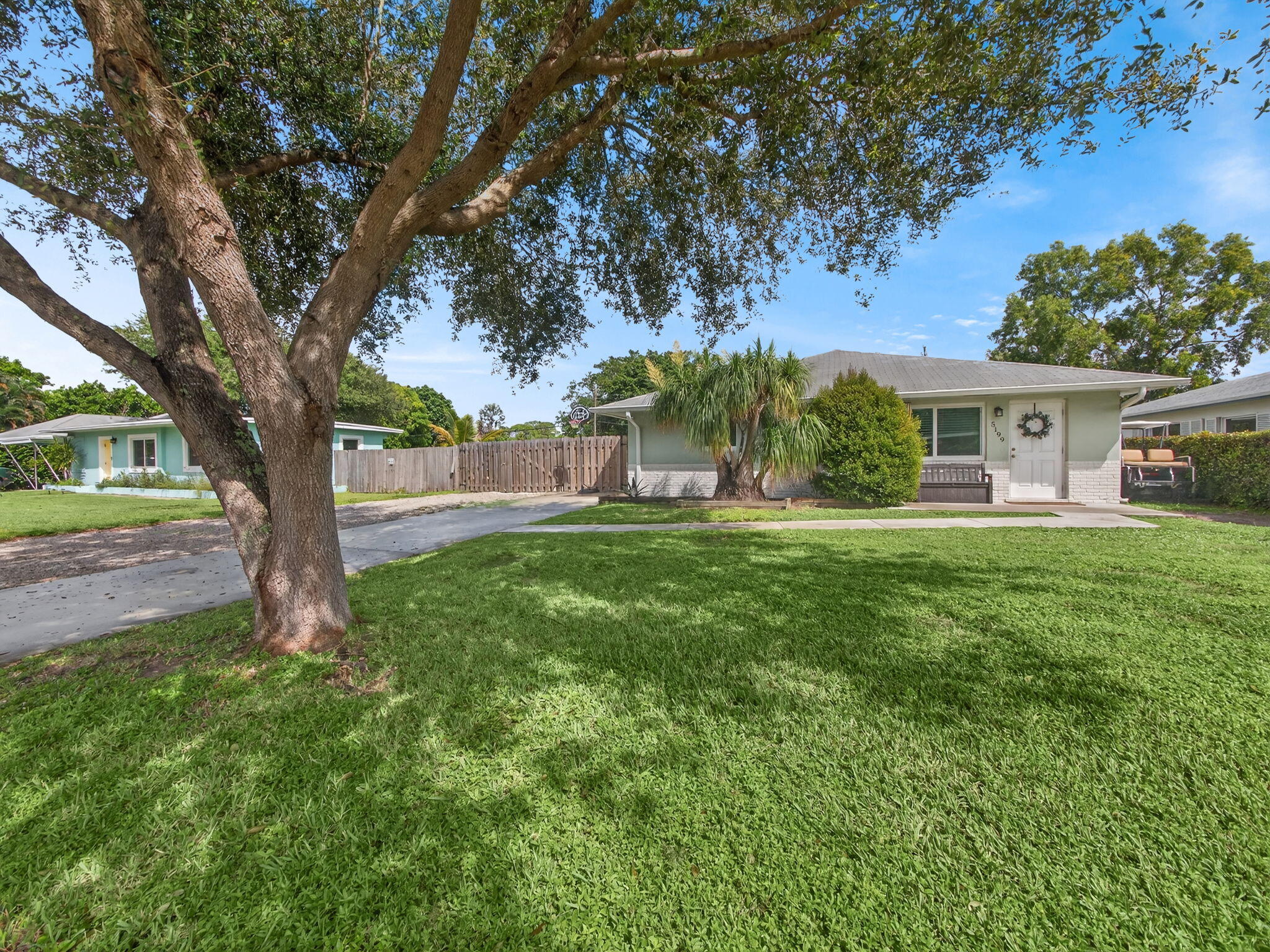 5199 Madison Road Delray Beach, FL 33484 - Photo 5 of 31 4-web-or-mls-010