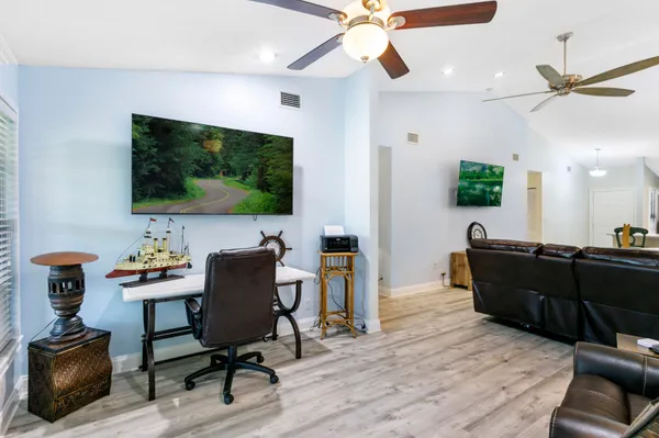 $3,300 | 10711 Palm Leaf Drive, Unit B, Boynton Beach, FL 33437