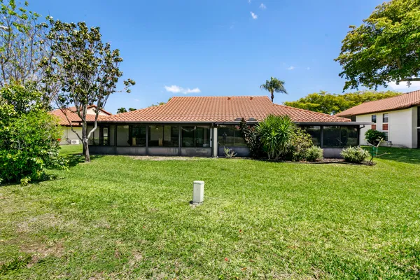 $3,300 | 10711 Palm Leaf Drive, Unit B, Boynton Beach, FL 33437