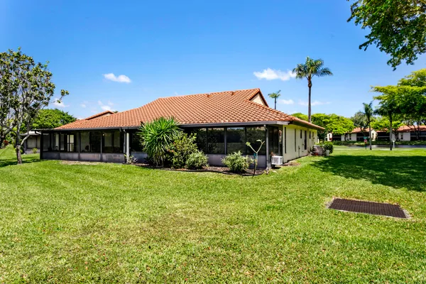 $3,300 | 10711 Palm Leaf Drive, Unit B, Boynton Beach, FL 33437
