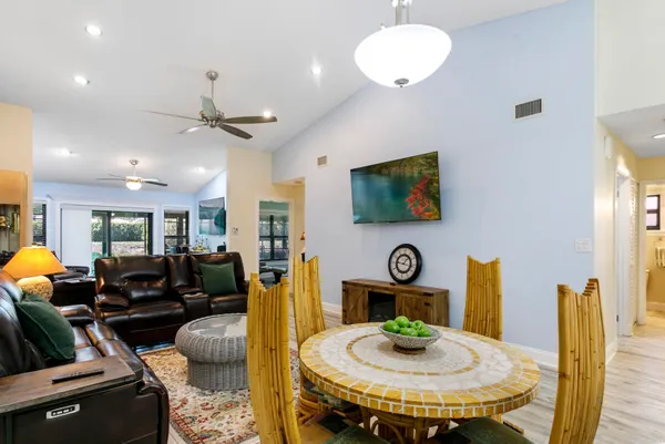 $3,300 | 10711 Palm Leaf Drive, Unit B, Boynton Beach, FL 33437