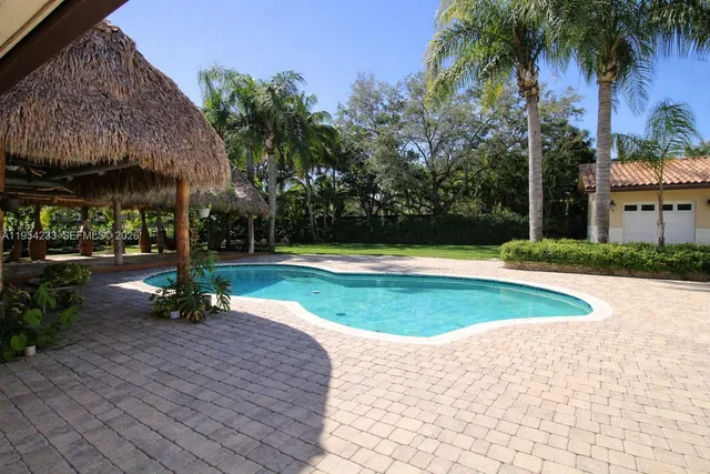 $2,364,000 | 15144 Southwest 72nd Court, Palmetto Bay, FL 33158
