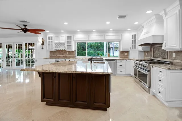 $2,364,000 | 15144 Southwest 72nd Court, Palmetto Bay, FL 33158