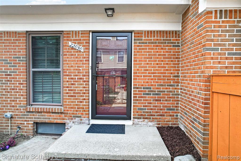 22050 Edgewater, Unit 371 Novi, MI 48375 - Photo 3 of 51