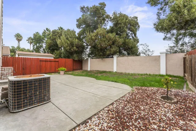 $525,000 | 352 Stamper Circle, Suisun City, CA 94585