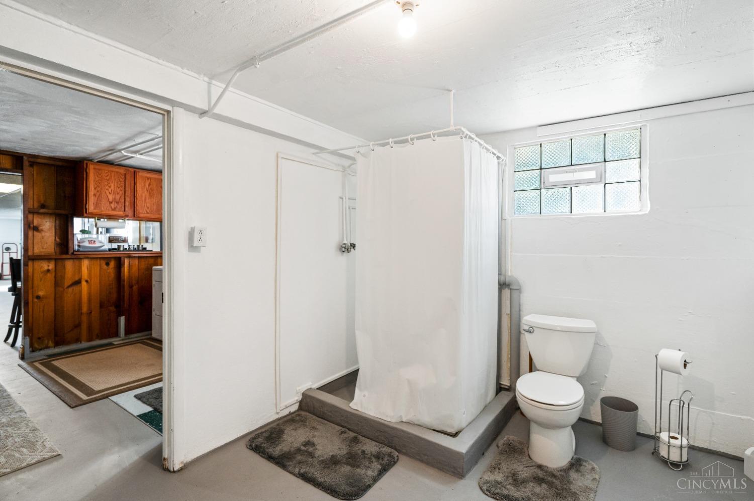 2291 Adams Road Cincinnati, OH 45231 - Photo 30 of 43 Gallery Image 30