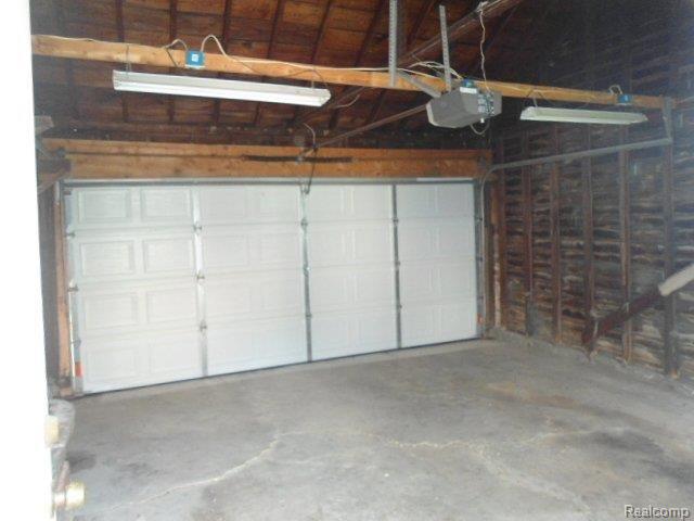 5693 Springwells Street Detroit, MI 48210 - Photo 7 of 18 DSC07590.JPG