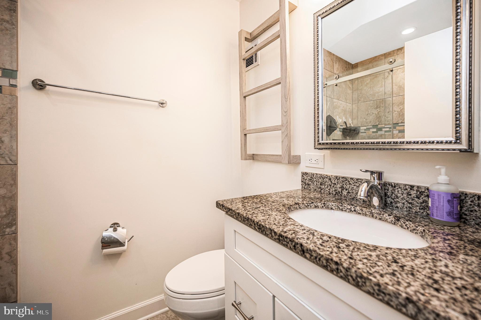 2215 Glencourse Lane Reston, VA 20191 - Photo 28 of 68