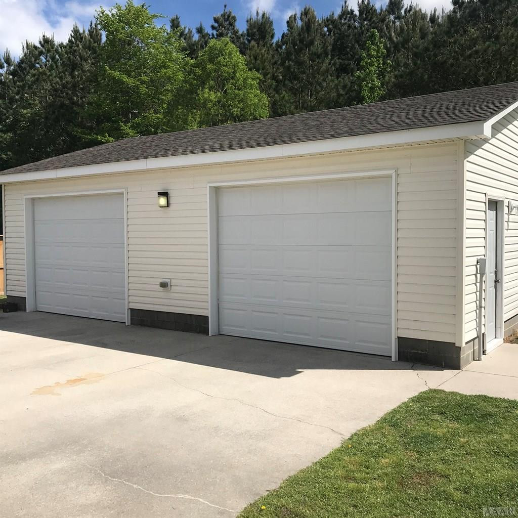 163 Guinea Road Moyock, NC 27958 - Photo 7 of 18 2 Car Detached Garage