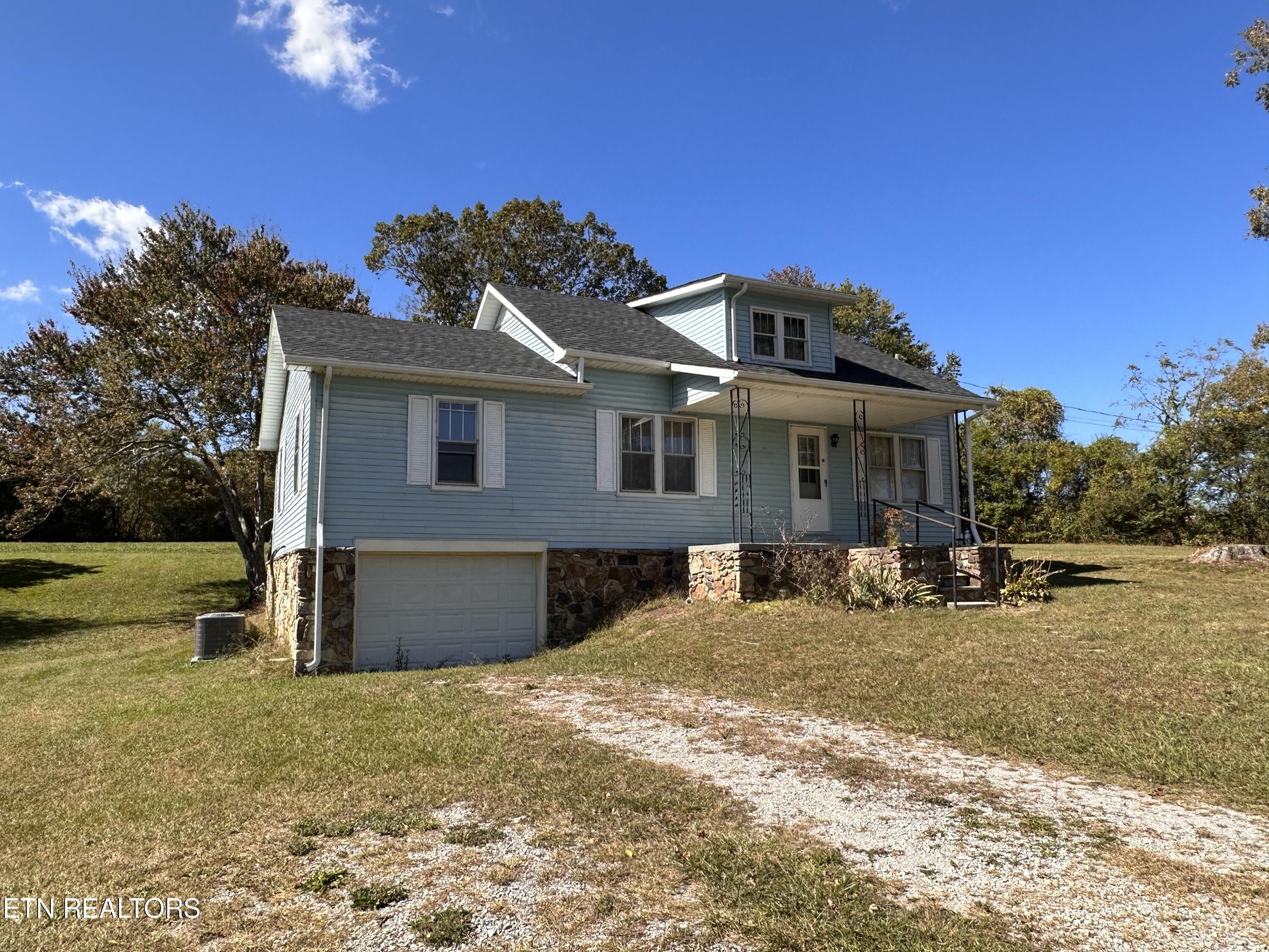 1104 Stinson Road Jamestown, TN 38556 - Photo 1 of 33 Gallery Image 1