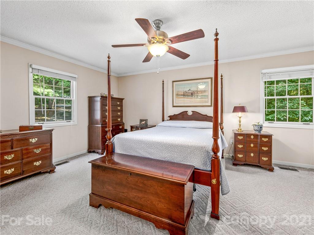 39 Franklin Farm Road Fletcher, NC 28732 - Photo 17 of 34 Gallery Image 17