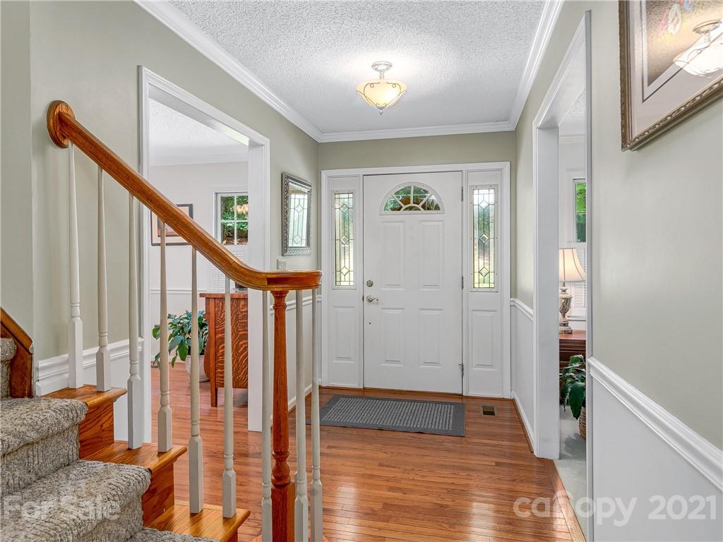 39 Franklin Farm Road Fletcher, NC 28732 - Photo 5 of 34 Gallery Image 5