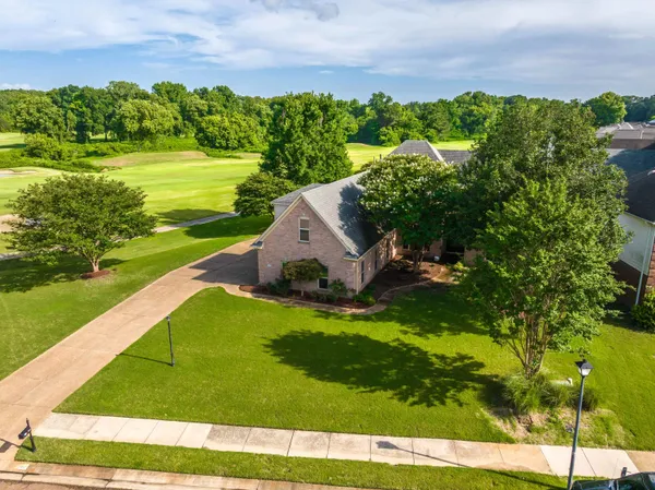 $409,000 | 7105 Apache Drive, Olive Branch, MS 38654
