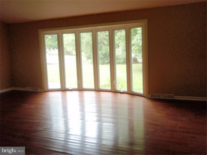 981 Welsh Road Ambler, PA 19002 - Photo 2 of 17 Gallery Image 2