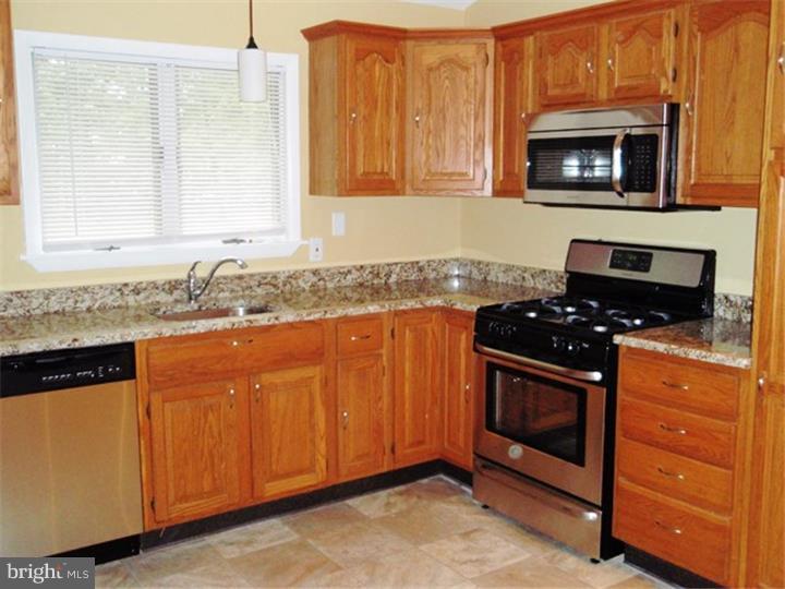 981 Welsh Road Ambler, PA 19002 - Photo 5 of 17 Gallery Image 5