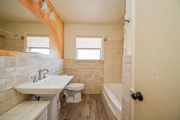 $2,150 | 2821 Eastgrove Lane, Houston, TX 77027