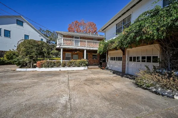 $2,150 | 2821 Eastgrove Lane, Houston, TX 77027