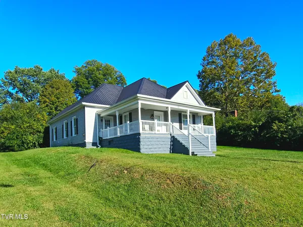 $1,450 | 1001 Virginia Avenue, Unit 2, Bristol, TN 37620