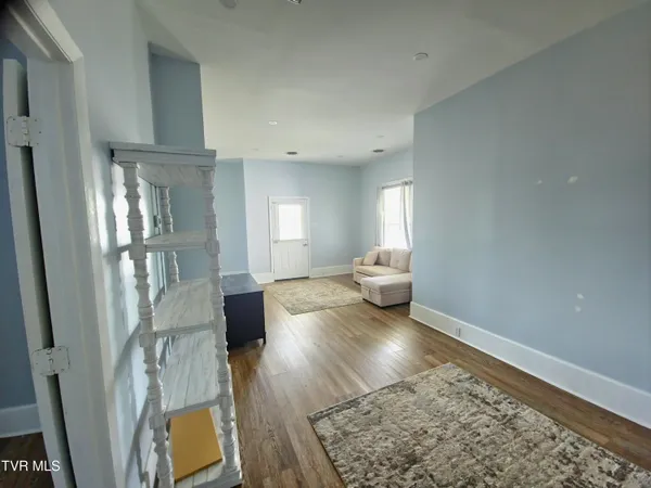 $1,450 | 1001 Virginia Avenue, Unit 2, Bristol, TN 37620