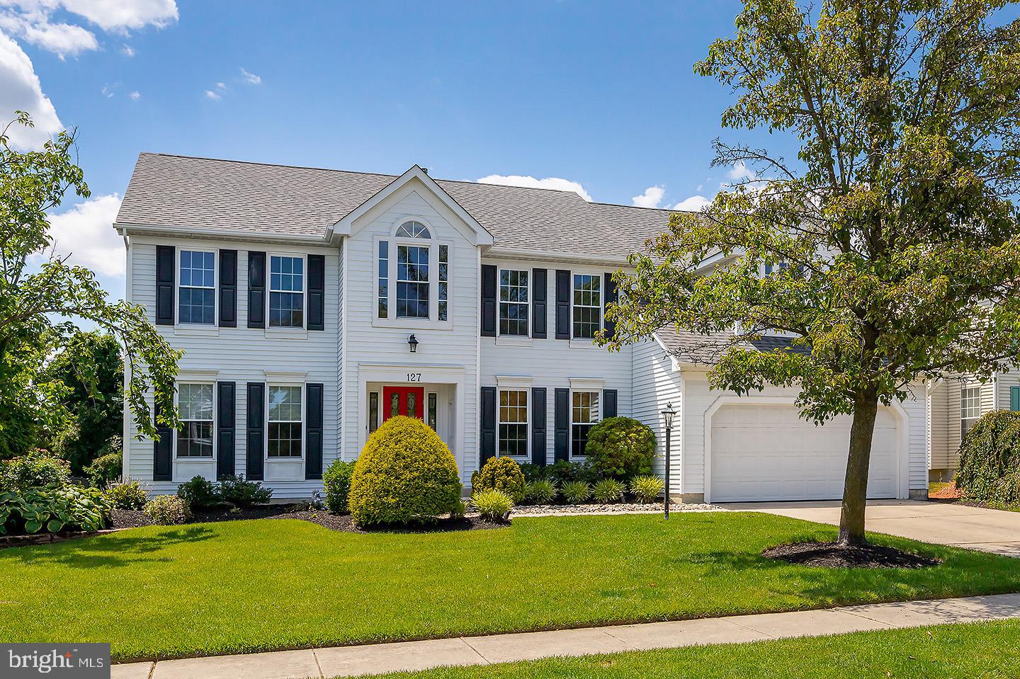 127 Lucerne Boulevard Cherry Hill, NJ 08003 - Photo 2 of 26