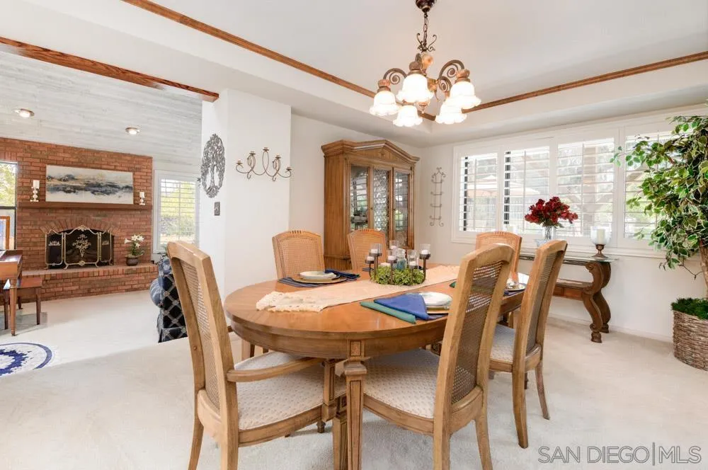 13640 Poway Springs Road Poway, CA 92064 - Photo 7 of 62 Gallery Image 7