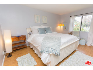 6476 Cavalleri Road Malibu, CA 90265 - Photo 3 of 11 Gallery Image 3