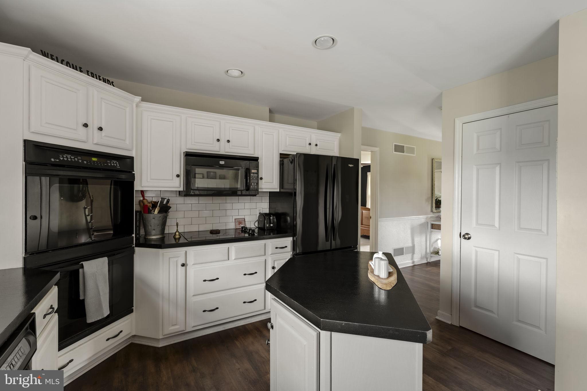 154 Hollow Road New Providence, PA 17560 - Photo 36 of 61