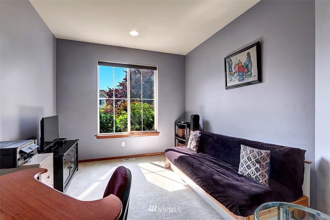 272 Nile Avenue Northeast Renton, WA 98059 - Photo 16 of 25 Gallery Image 16