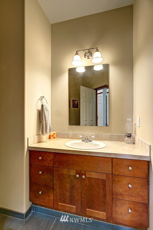 272 Nile Avenue Northeast Renton, WA 98059 - Photo 17 of 25 Gallery Image 17