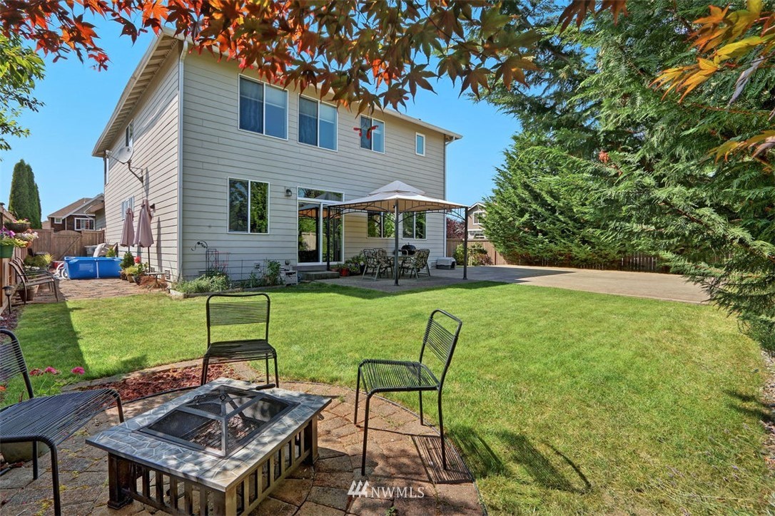 272 Nile Avenue Northeast Renton, WA 98059 - Photo 5 of 25 Gallery Image 5