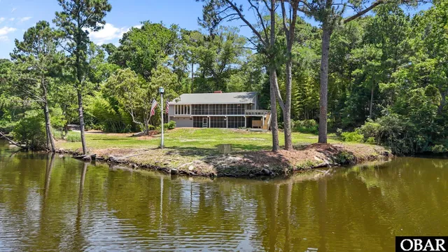 $819,999 | 75 East Dogwood Trail, Southern Shores, NC 27949