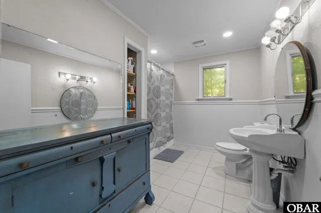 $819,999 | 75 East Dogwood Trail, Southern Shores, NC 27949