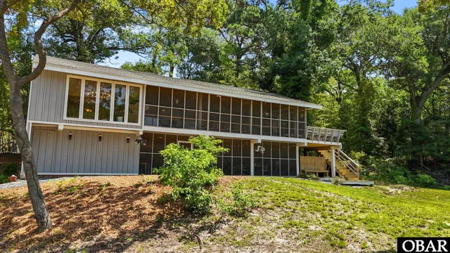 $819,999 | 75 East Dogwood Trail, Southern Shores, NC 27949