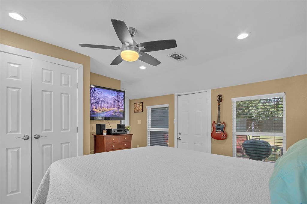 528 Pierce Street Denton, TX 76201 - Photo 12 of 28