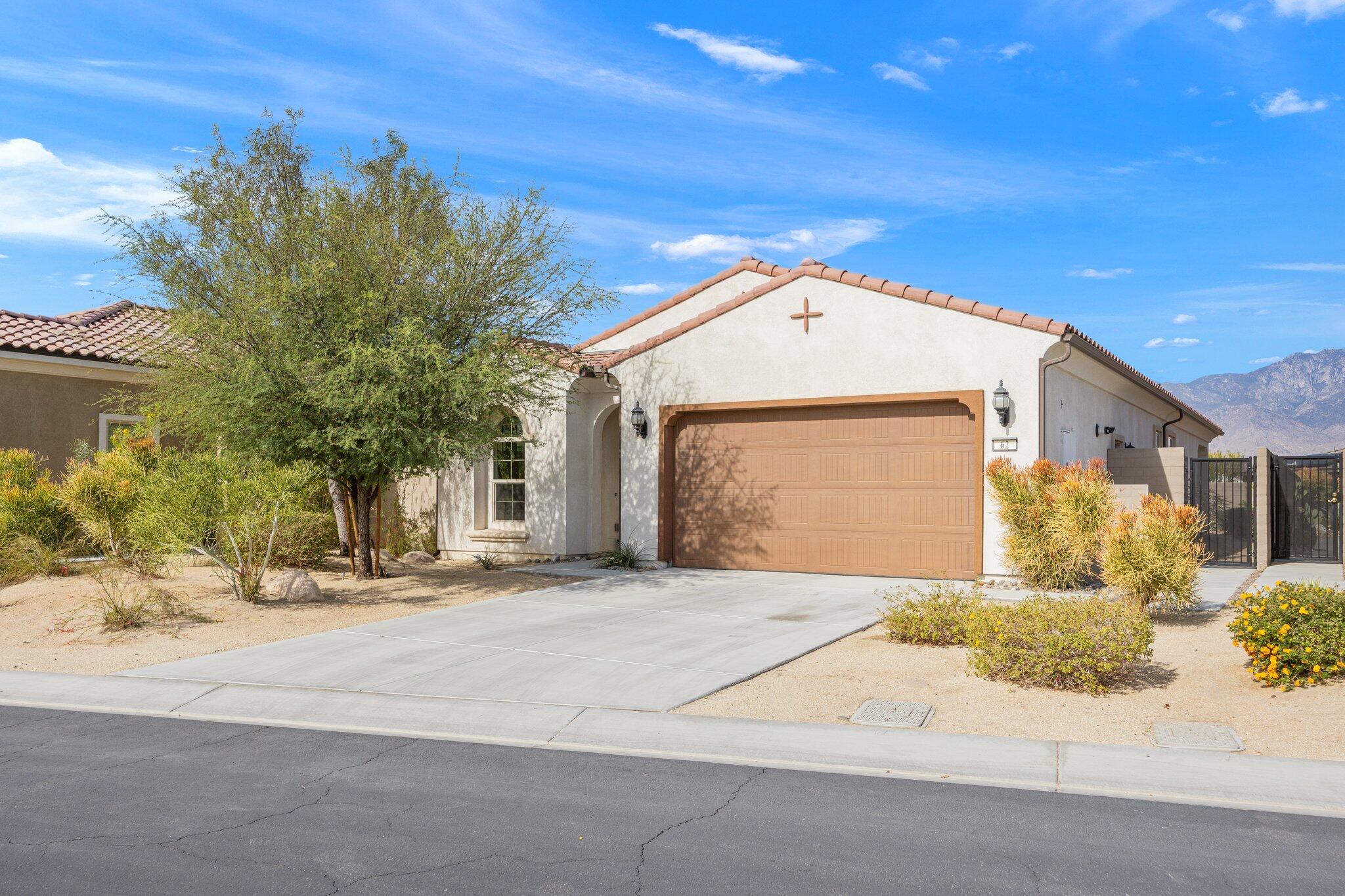 62 Syrah Rancho Mirage, CA 92270 - Photo 2 of 51 2-web-or-mls-068A1413
