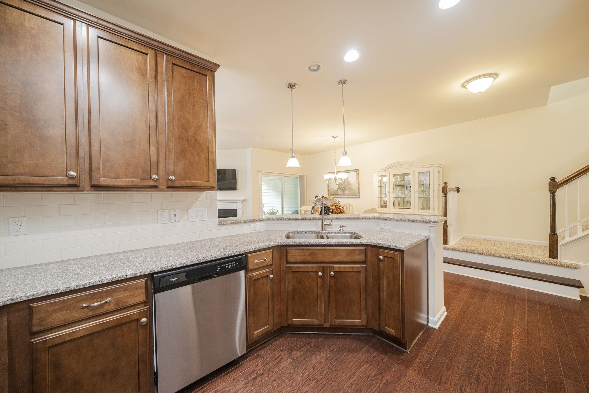 7244 Ladbrooke Street Raleigh, NC 27617 - Photo 6 of 27 Kitchen
