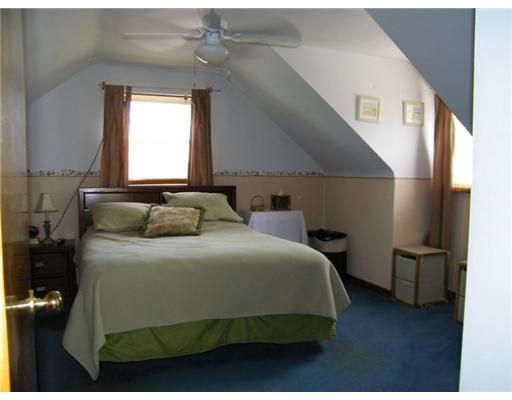 1021 2nd Street McKees Rocks, PA 15136 - Photo 11 of 18 Bedroom.