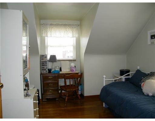 1021 2nd Street McKees Rocks, PA 15136 - Photo 9 of 18 Bedroom.