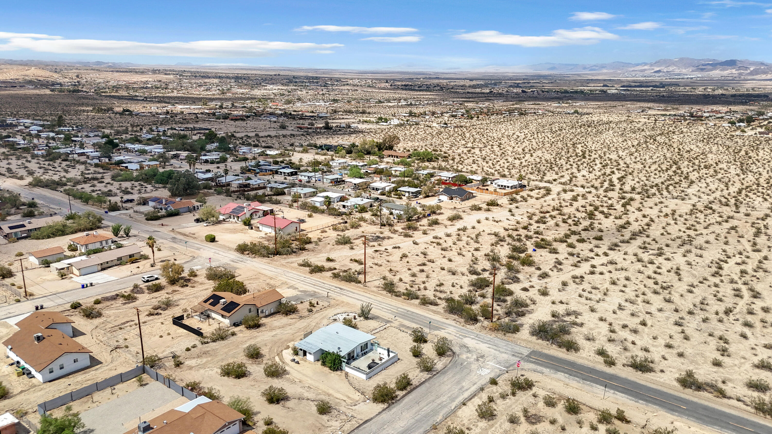 75047 Baseline Road Twentynine Palms, CA 92277 - Photo 43 of 47 an aerial view of a building