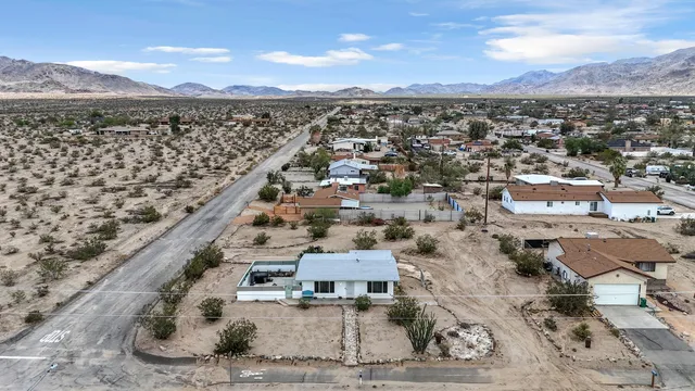 $380,000 | 75047 Baseline Road, Twentynine Palms, CA 92277