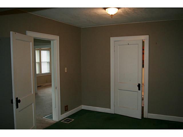 2097 Ferris Road Columbus, OH 43224 - Photo 16 of 23