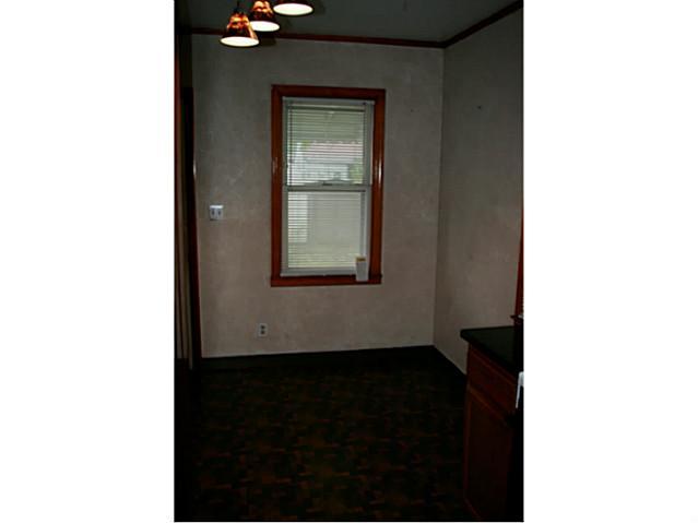 2097 Ferris Road Columbus, OH 43224 - Photo 8 of 23