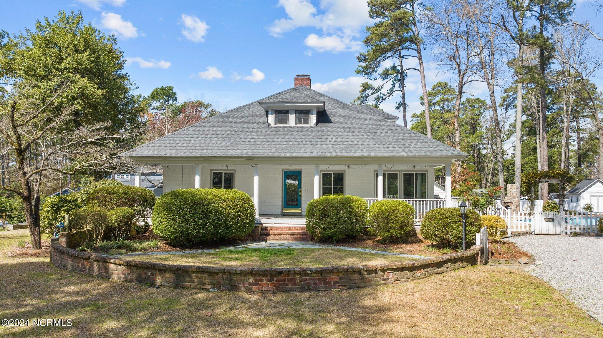 610 South Ridge Street Southern Pines, NC 28387 - Photo 7 of 53 11-web-or-mls-DJI_0210