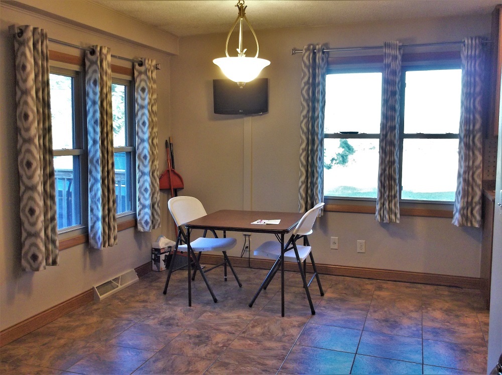 559 Palmyra Road Dixon, IL 61021 - Photo 6 of 18