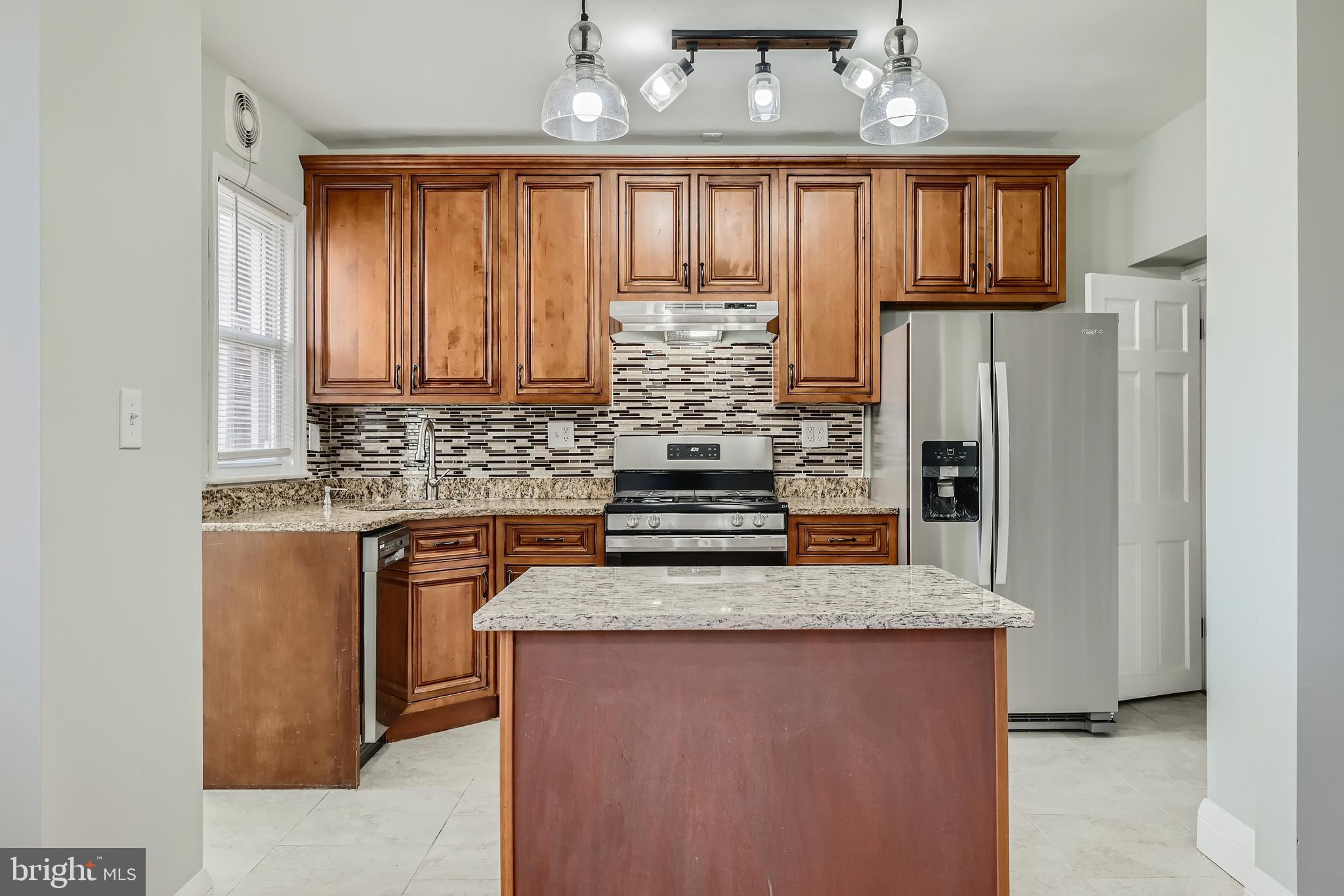 1513 Shadyside Road Baltimore, MD 21218 - Photo 13 of 37 New Stainless Steel Appliances